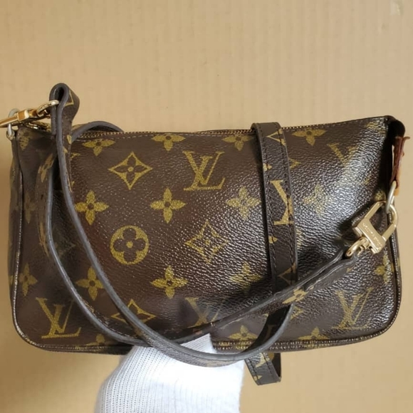 Louis Vuitton Handbags - LOUIS VUITTON Monogram Pochette Accessories